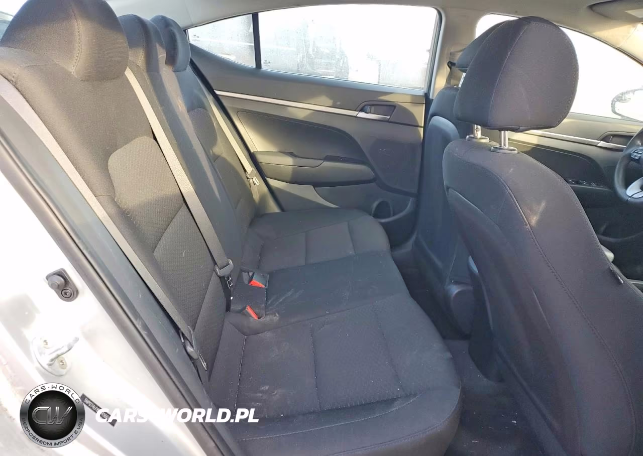 2019 Hyundai Elantra Se VIN:5NPD74LF8KH456614 - 10