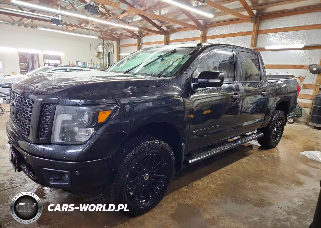 2019 Nissan Titan Sv