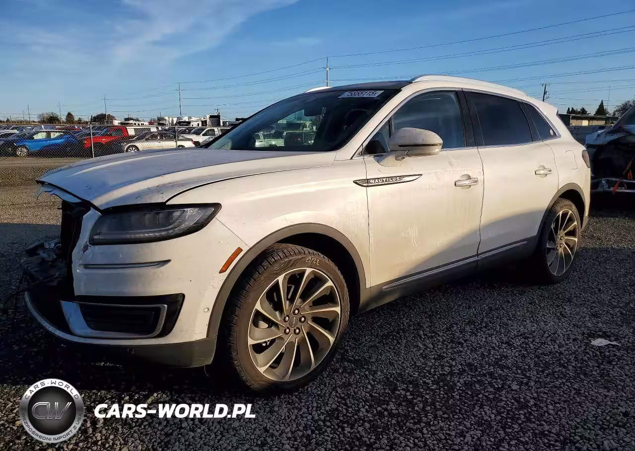 2020 Lincoln Nautilus Reserve