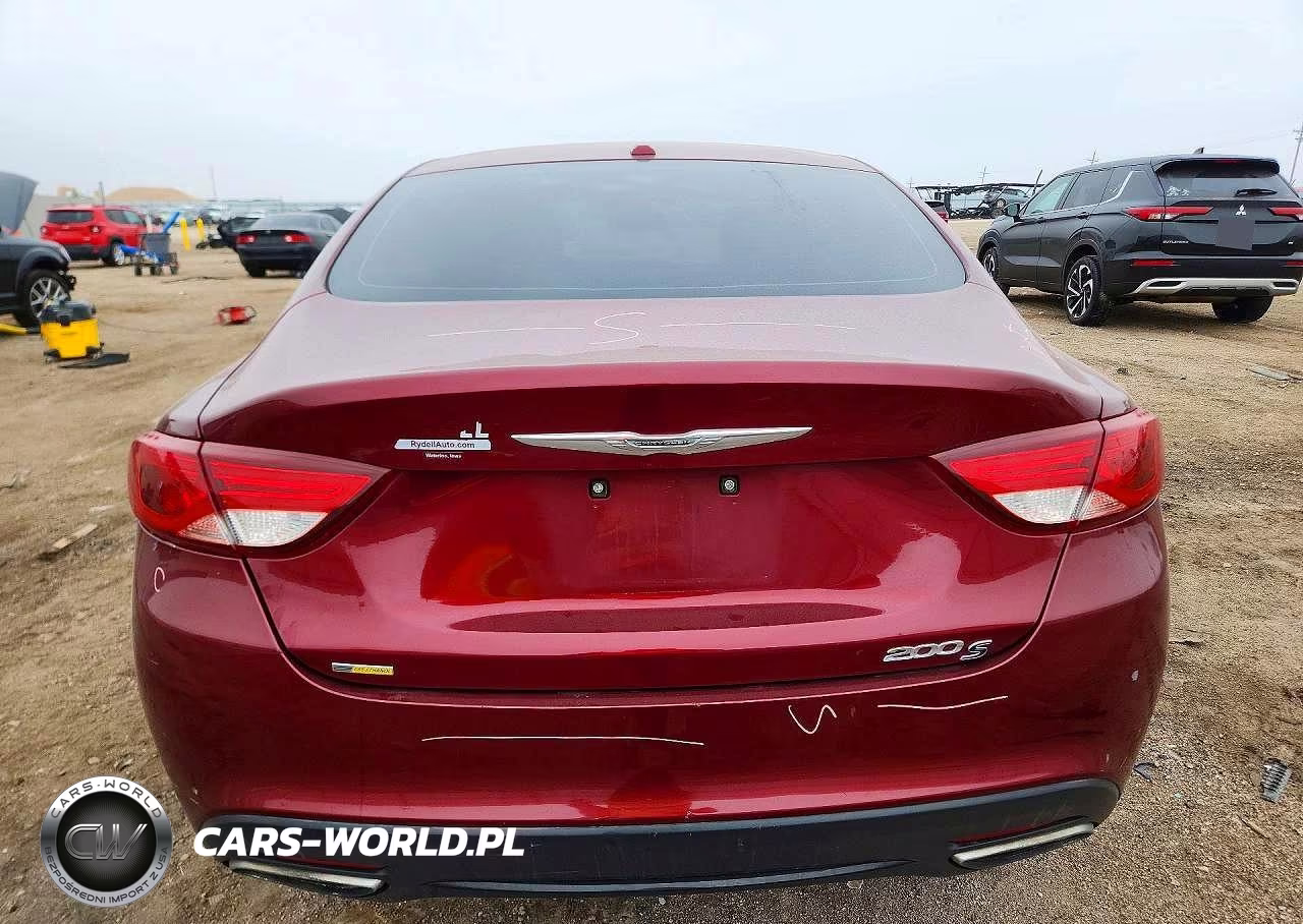 2015 Chrysler 200 S VIN:1C3CCCBB2FN629473 - 6