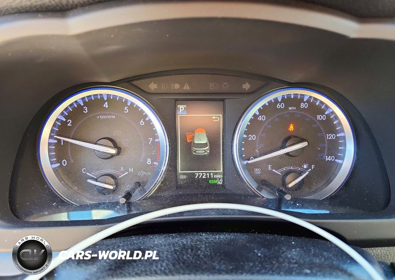 2019 Toyota Highlander Xle VIN:5TDJZRFH4KS959316 - 9