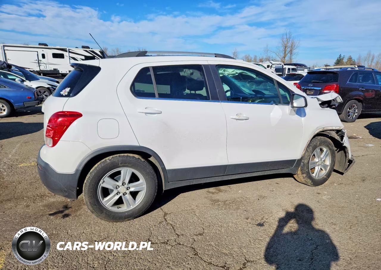 2016 Chevrolet Trax 1Lt VIN:3GNCJLSB0GL126924 - 3