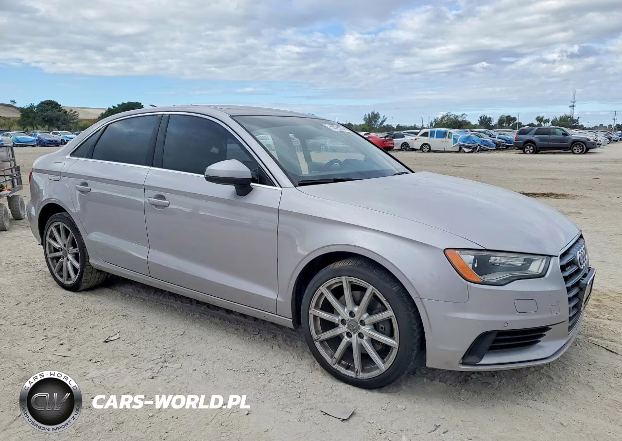 2015 Audi A3 Premium Plus VIN:WAUEFGFF3F1084811 - 4