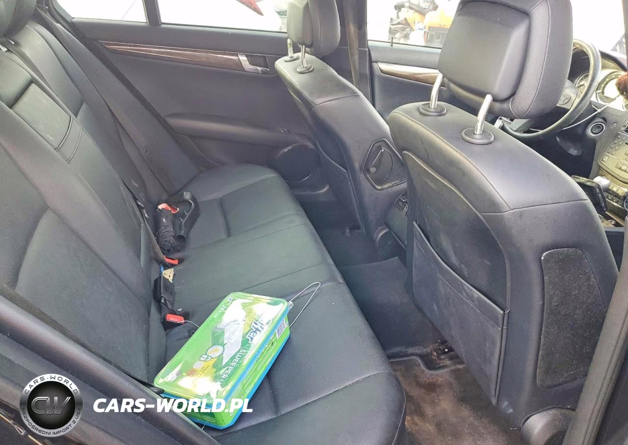 2008 Mercedes-Benz C 350 VIN:WDDGF56XX8F136567 - 10