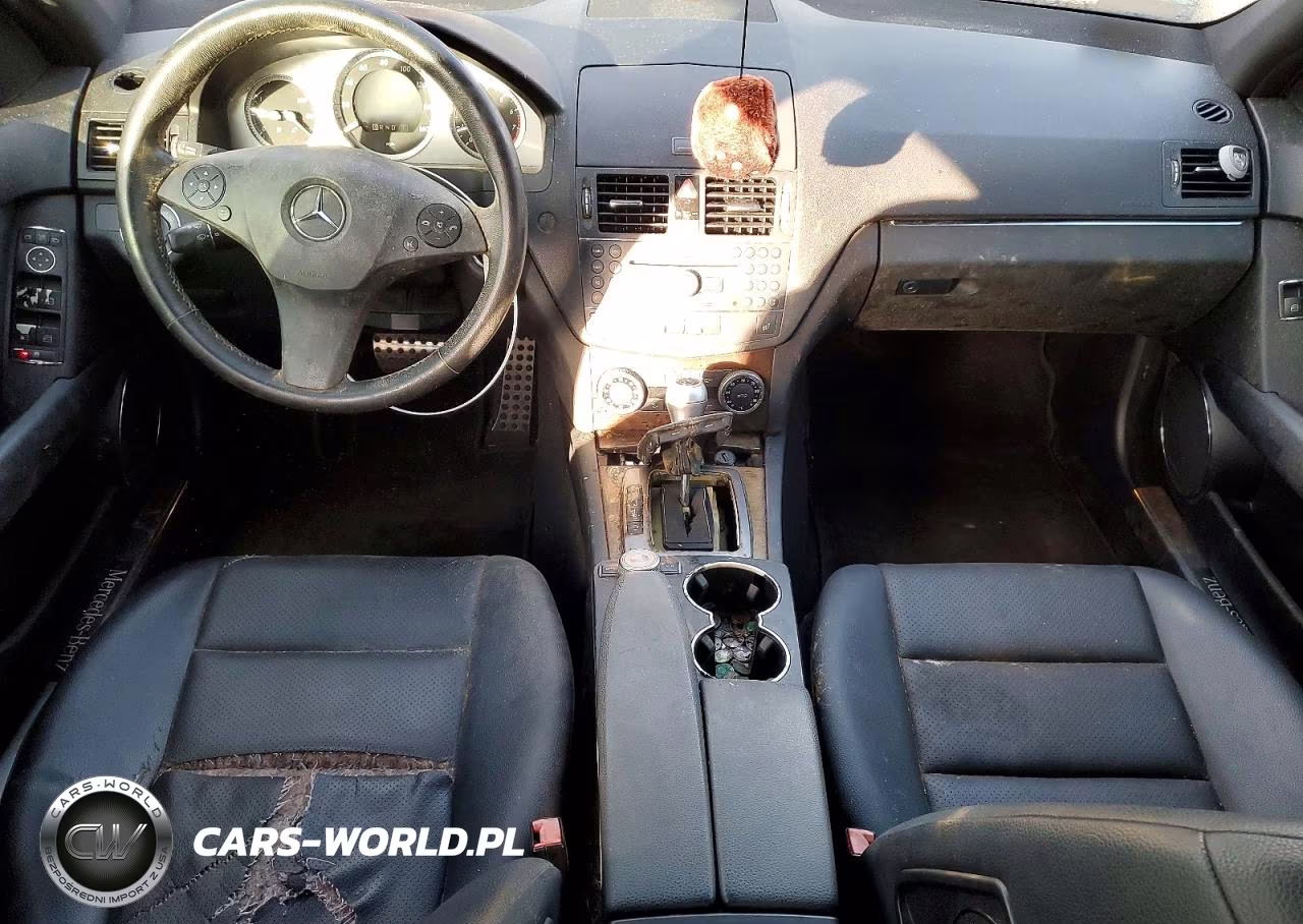 2008 Mercedes-Benz C 350 VIN:WDDGF56XX8F136567 - 8