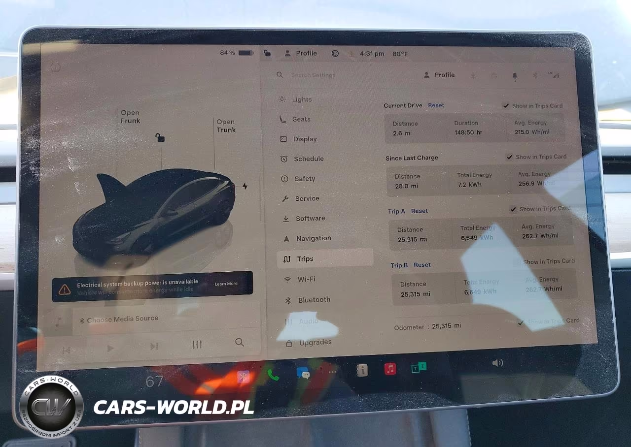 2023 Tesla Model 3 VIN:5YJ3E1EAXPF687277 - 9