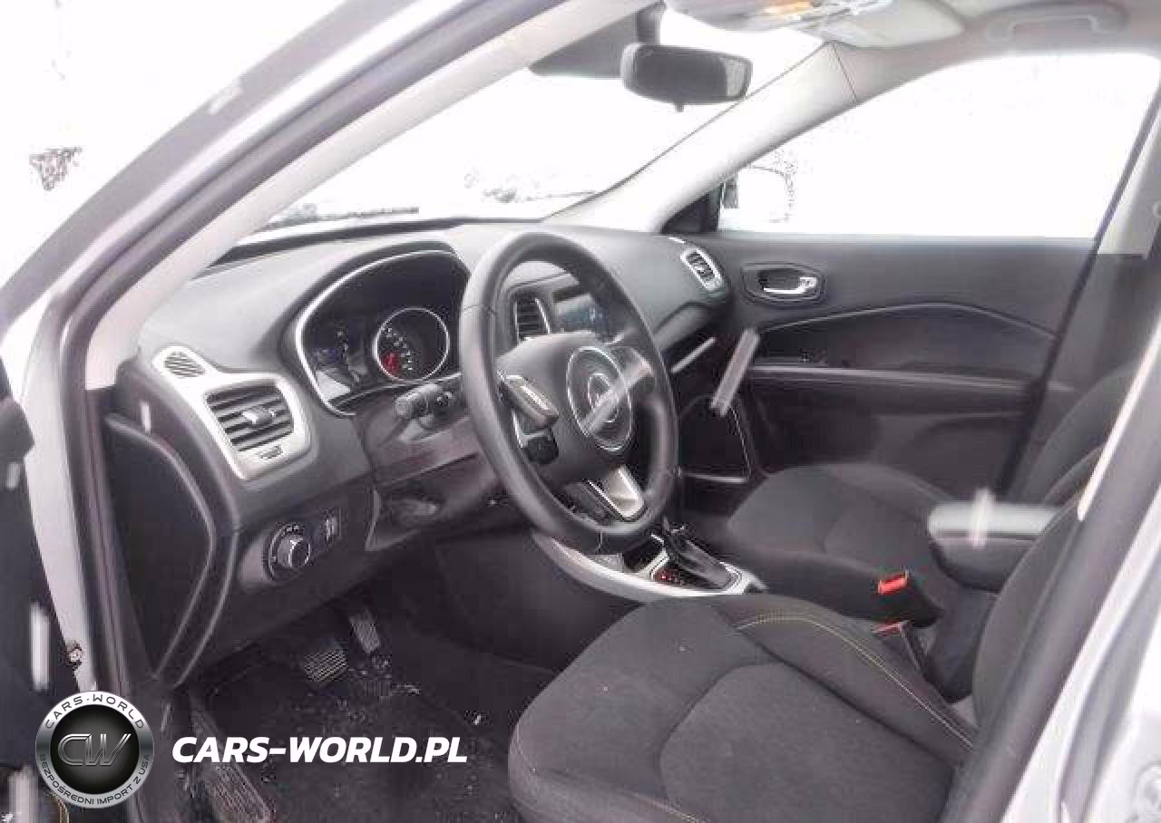 2018 Jeep Compass Sport VIN:3C4NJDAB8JT281902 - 7