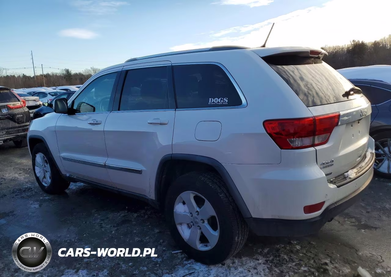 2012 Jeep Grand Cherokee Laredo VIN:1C4RJFAT7CC211747 - 2