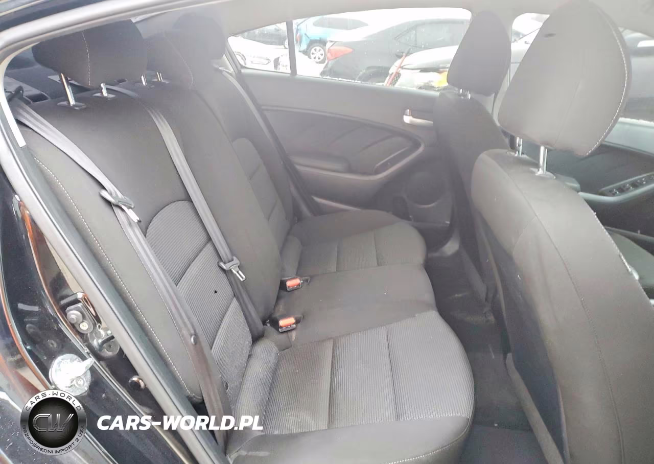 2018 Kia Forte Lx VIN:3KPFK4A78JE284722 - 10