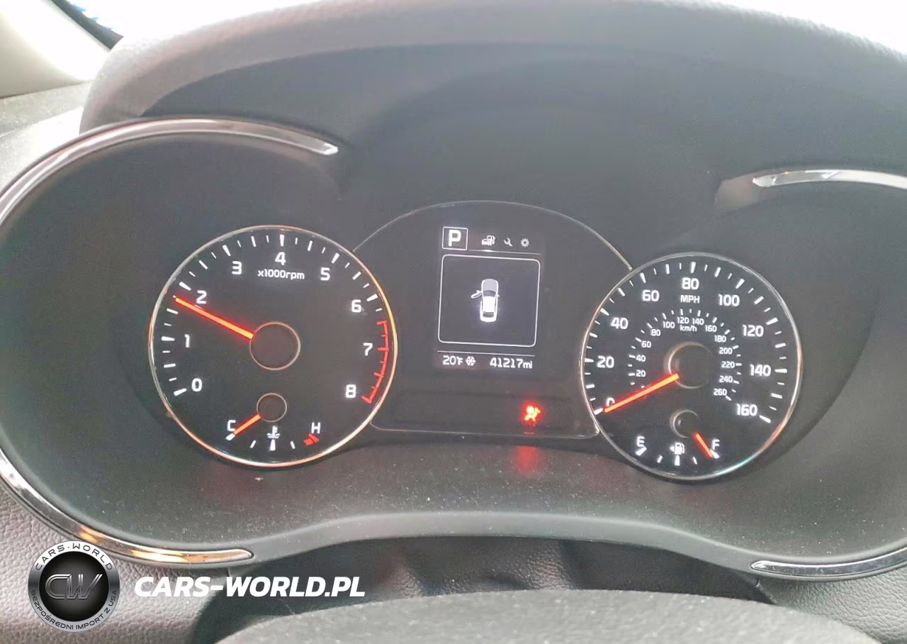 2018 Kia Forte Lx VIN:3KPFK4A78JE284722 - 9