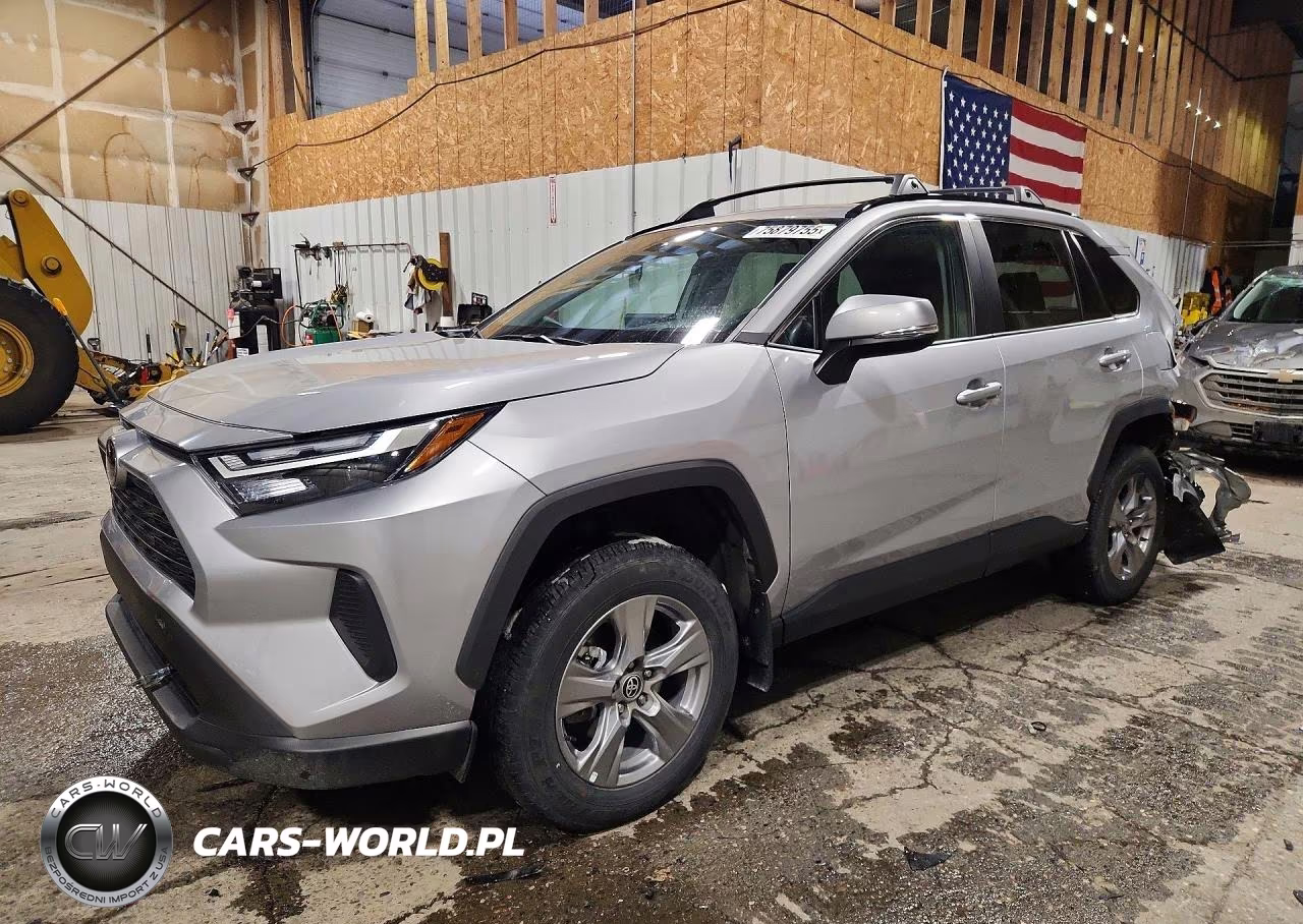 2024 Toyota Rav4 Xle – zdjęcie 1 z 13