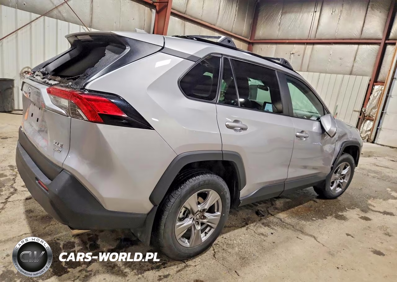 2024 Toyota Rav4 Xle VIN:2T3P1RFV7RC476551 - 3