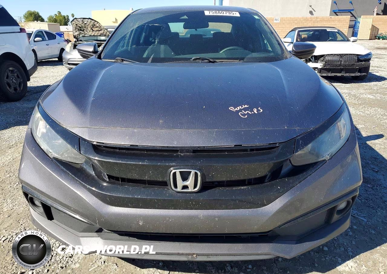 2019 Honda Civic Sport VIN:19XFC2E80KE003597 - 5