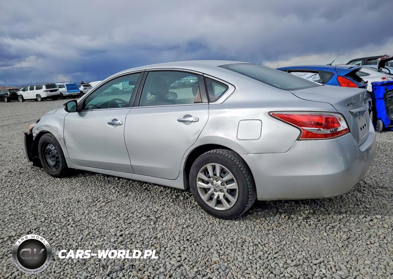 2015 Nissan Altima 2.5 VIN:1N4AL3AP3FN303347 - 2