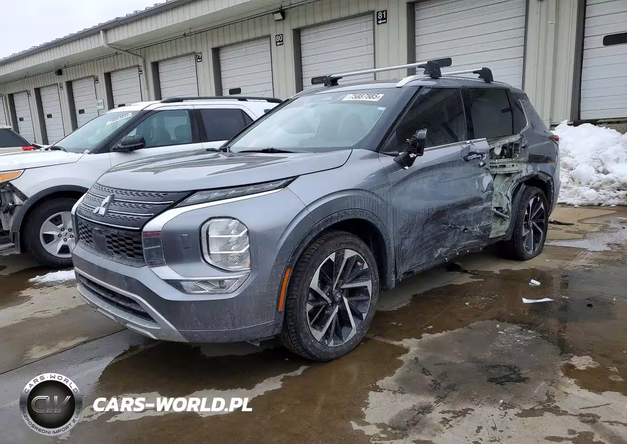 2022 Mitsubishi Outlander Sel