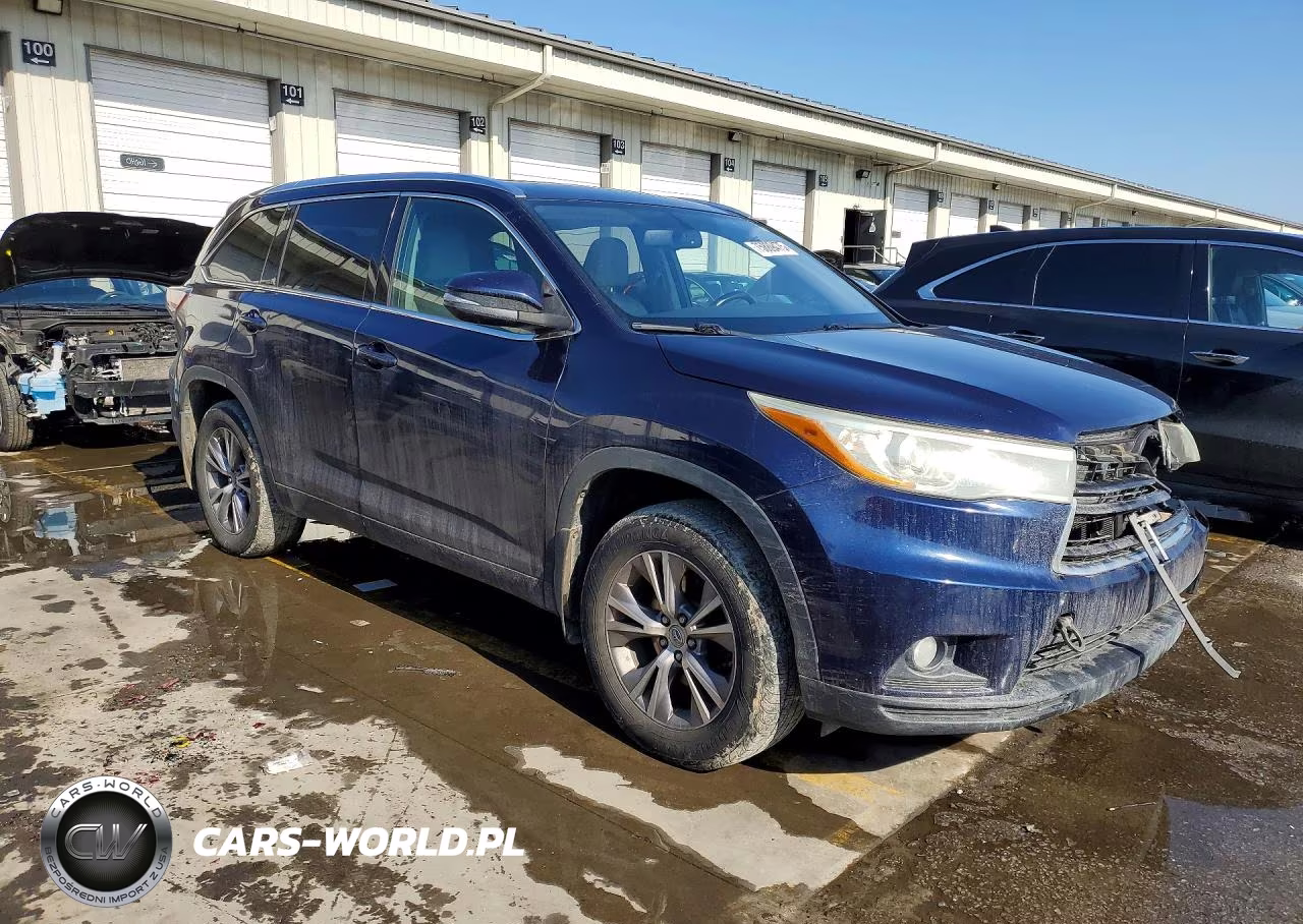 2015 Toyota Highlander Xle VIN:5TDJKRFH9FS148668 - 4