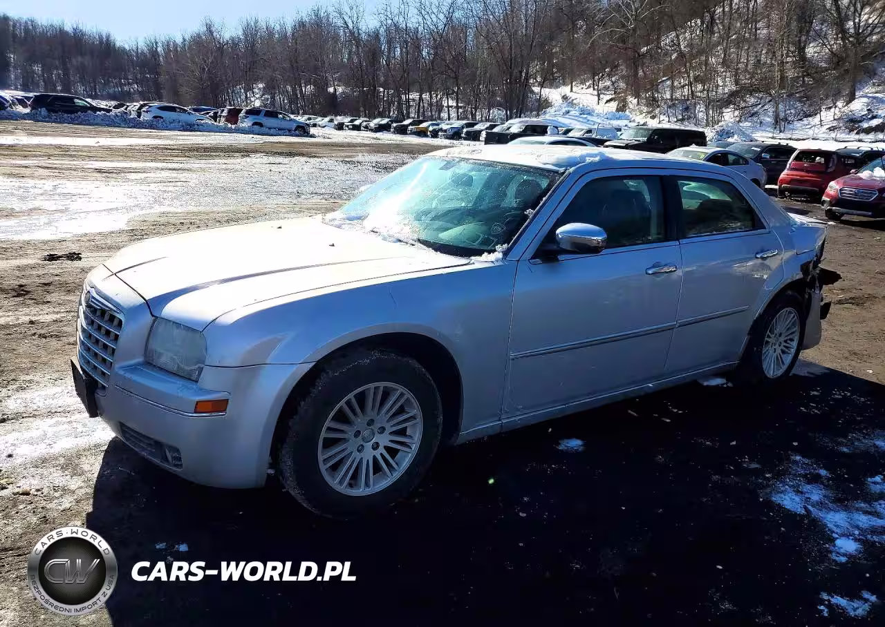 Główne zdjęcie 2010 Chrysler 300 Touring