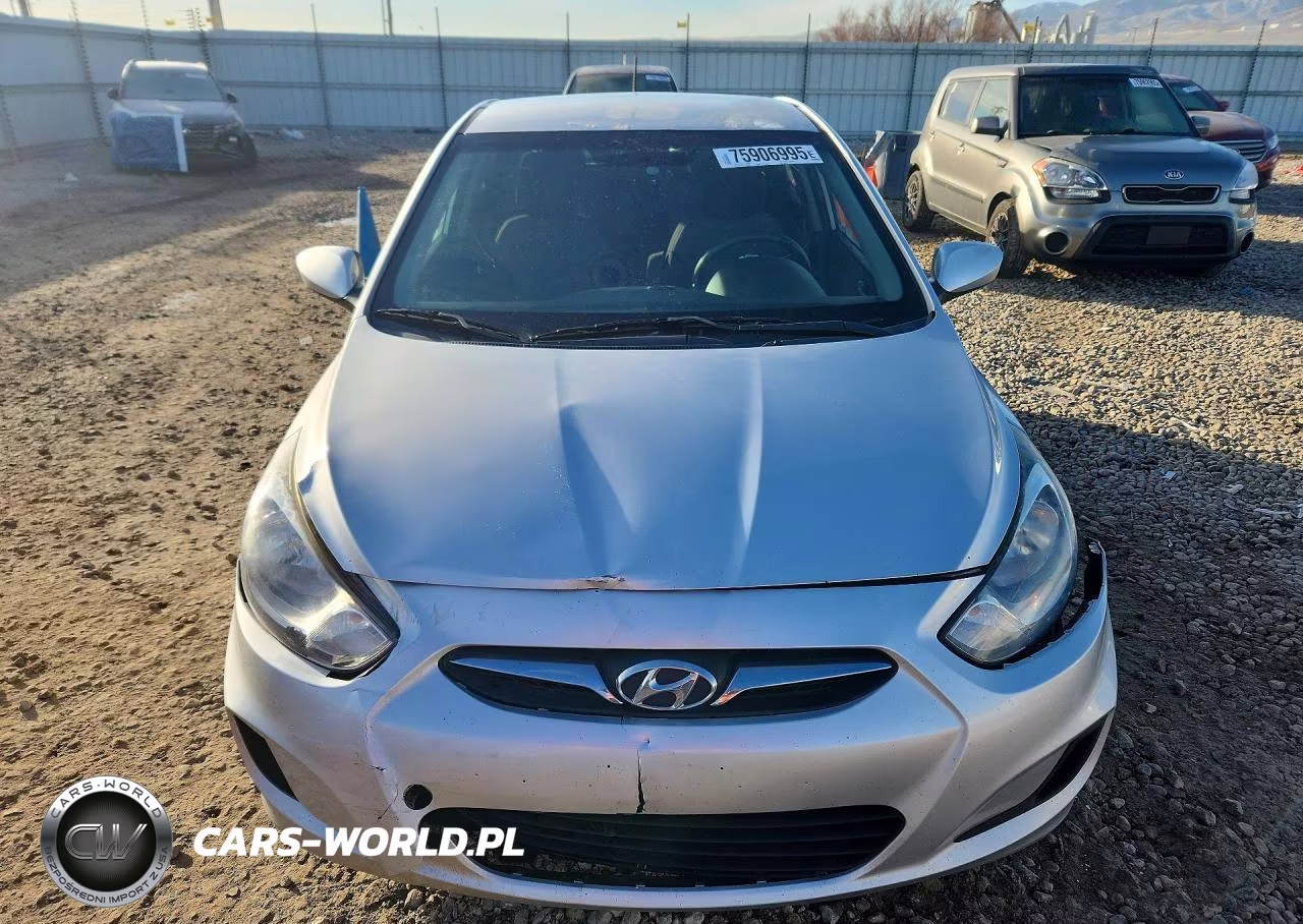 2012 Hyundai Accent Gs VIN:KMHCT5AE5CU049117 - 5