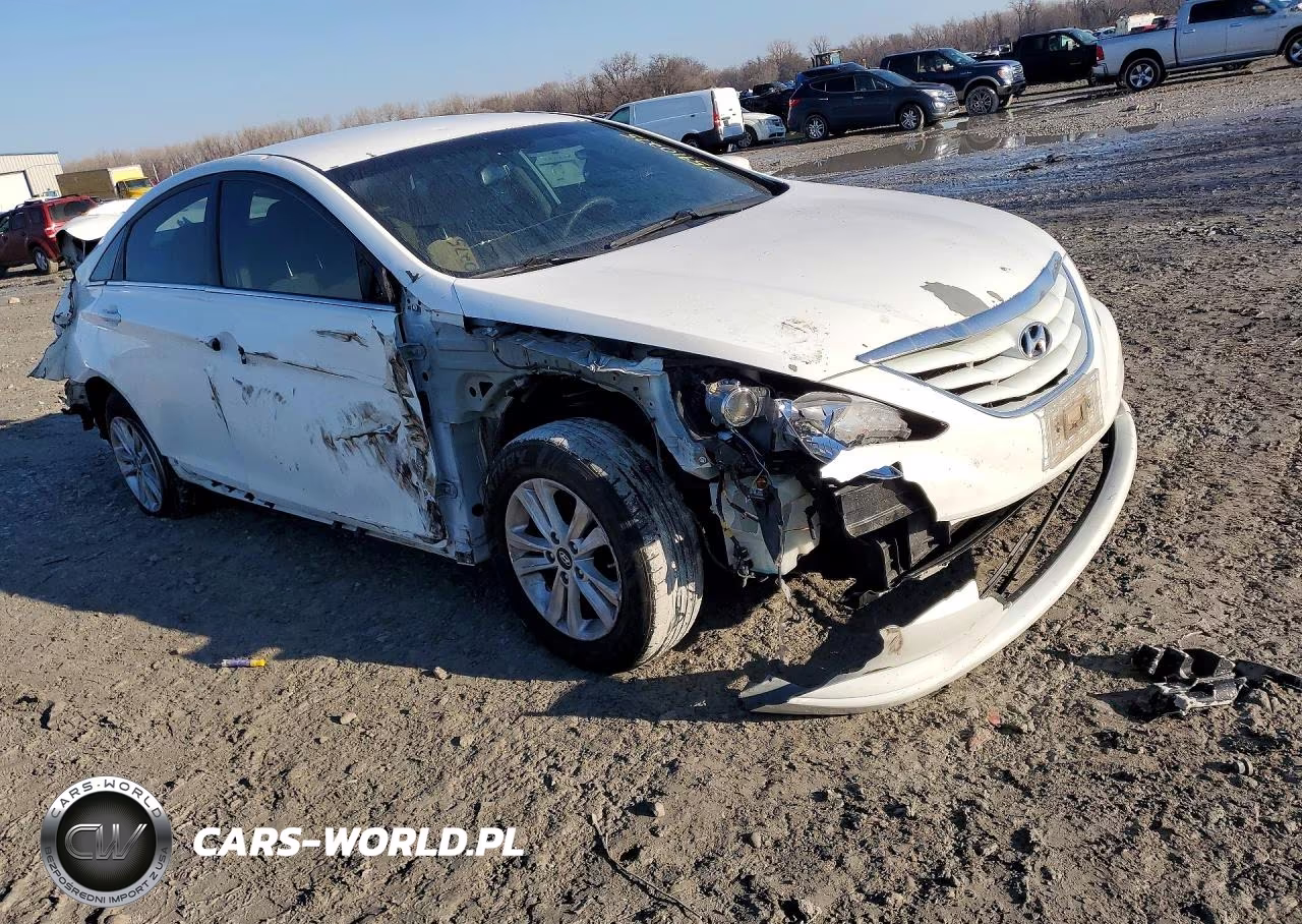2013 Hyundai Sonata Gls VIN:5NPEB4AC7DH725040 - 4