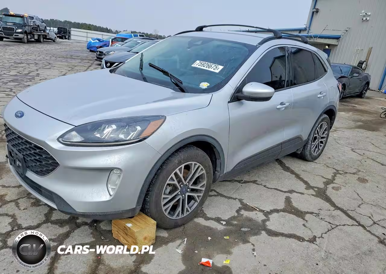 2020 Ford Escape Sel