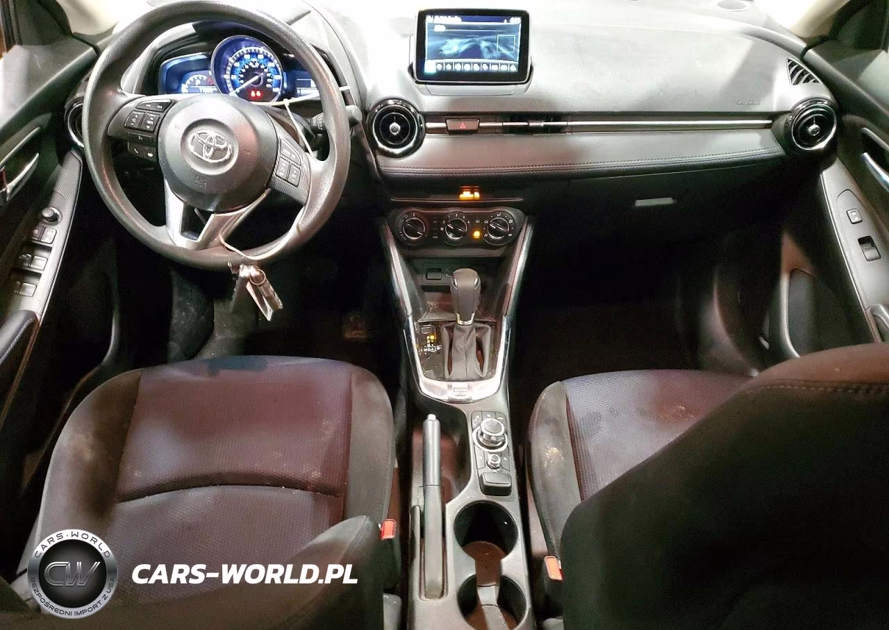 2017 Toyota Yaris Ia Base VIN:3MYDLBYV2HY155639 - 8