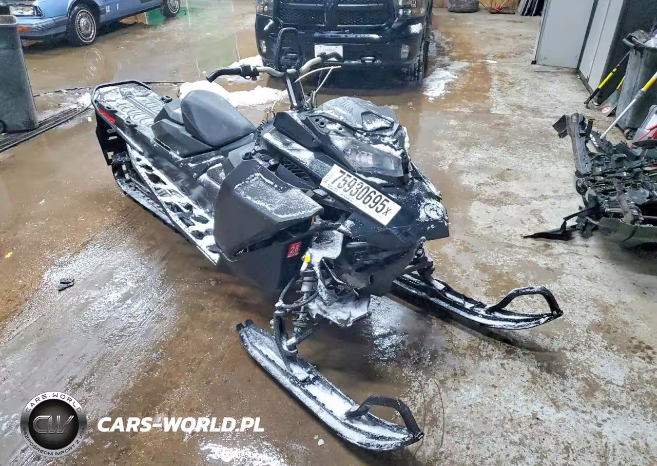 2019 Skid Summit 600