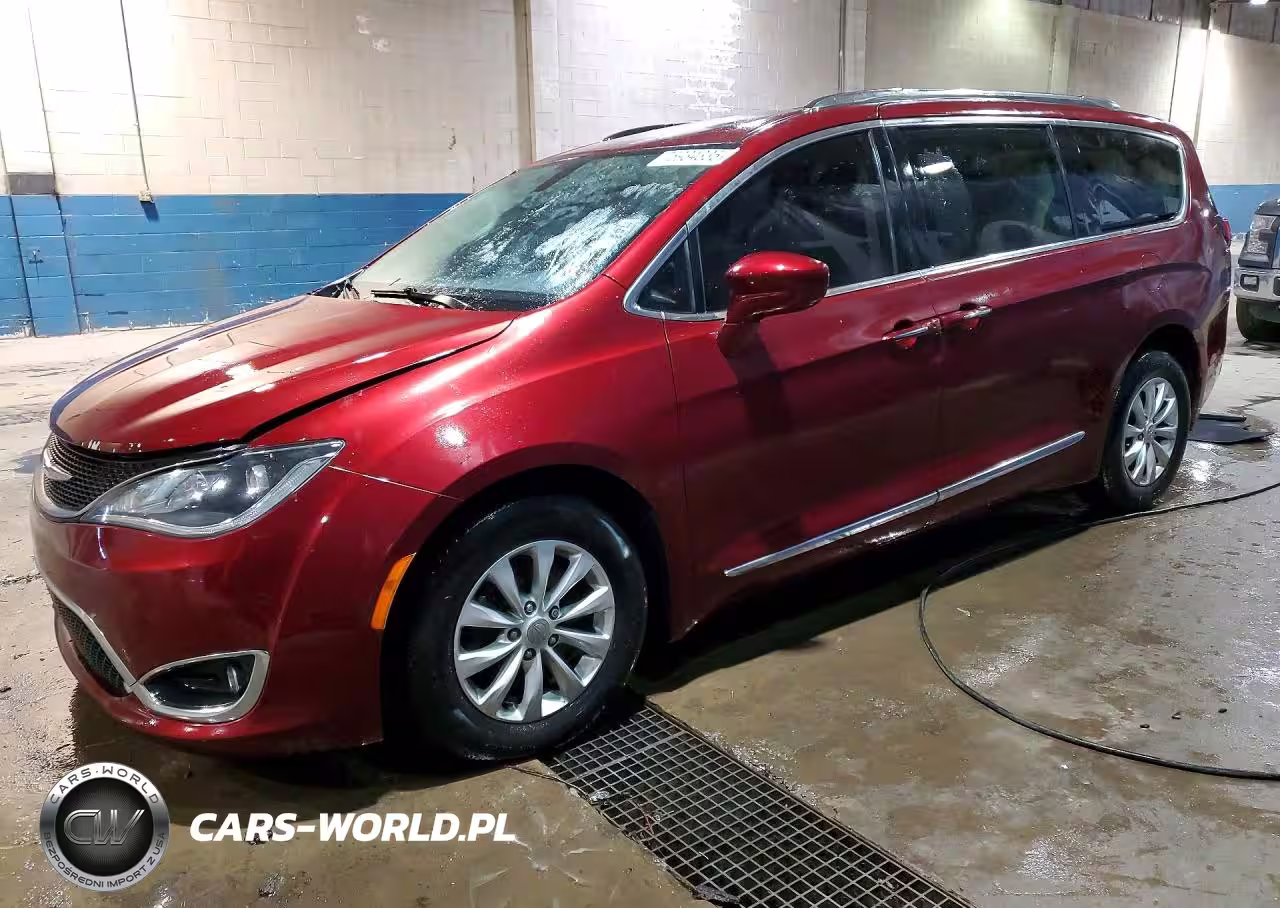 2018 Chrysler Pacifica Touring L
