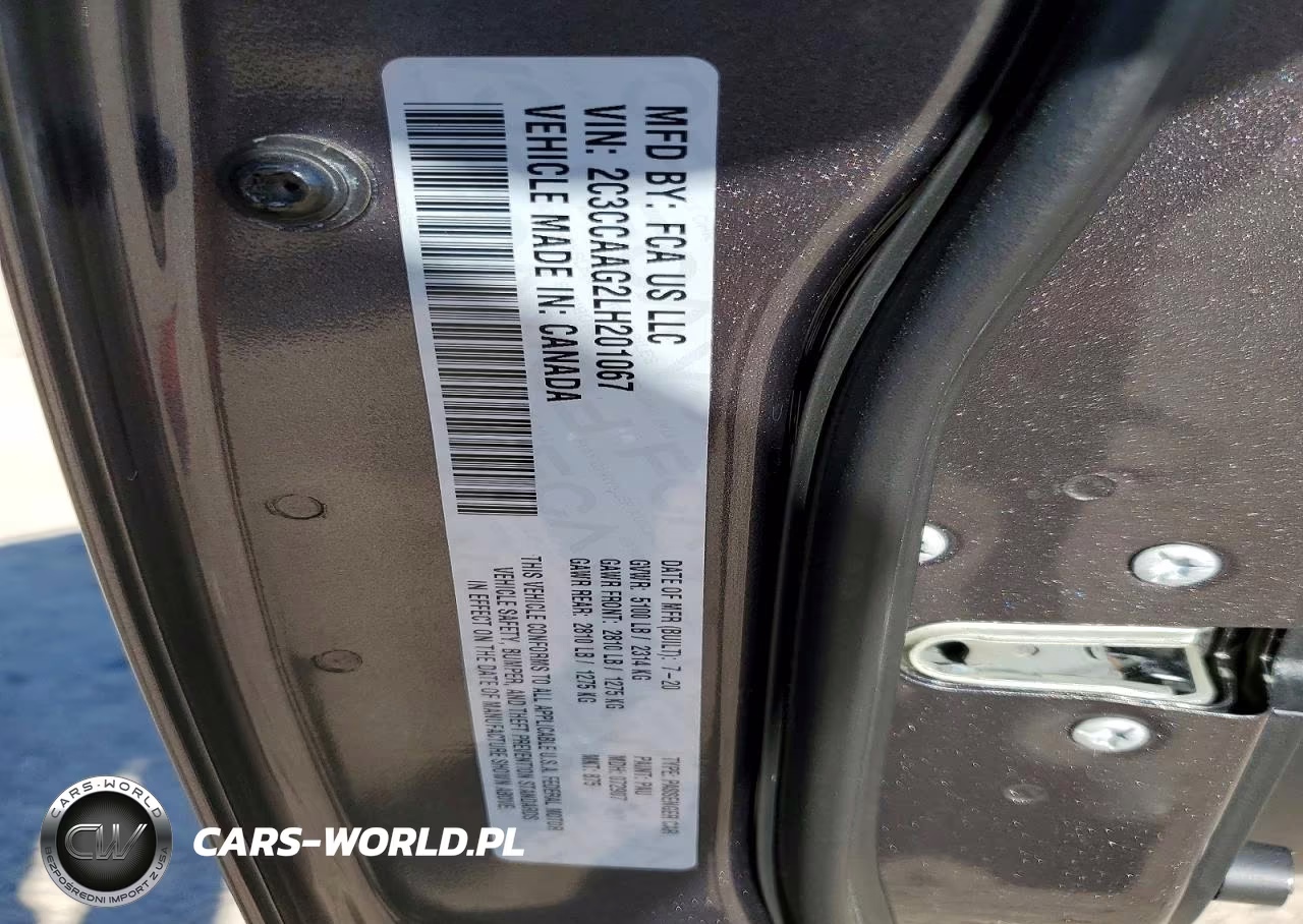 2020 Chrysler 300 Touring VIN:2C3CCAAG2LH201067 - 13
