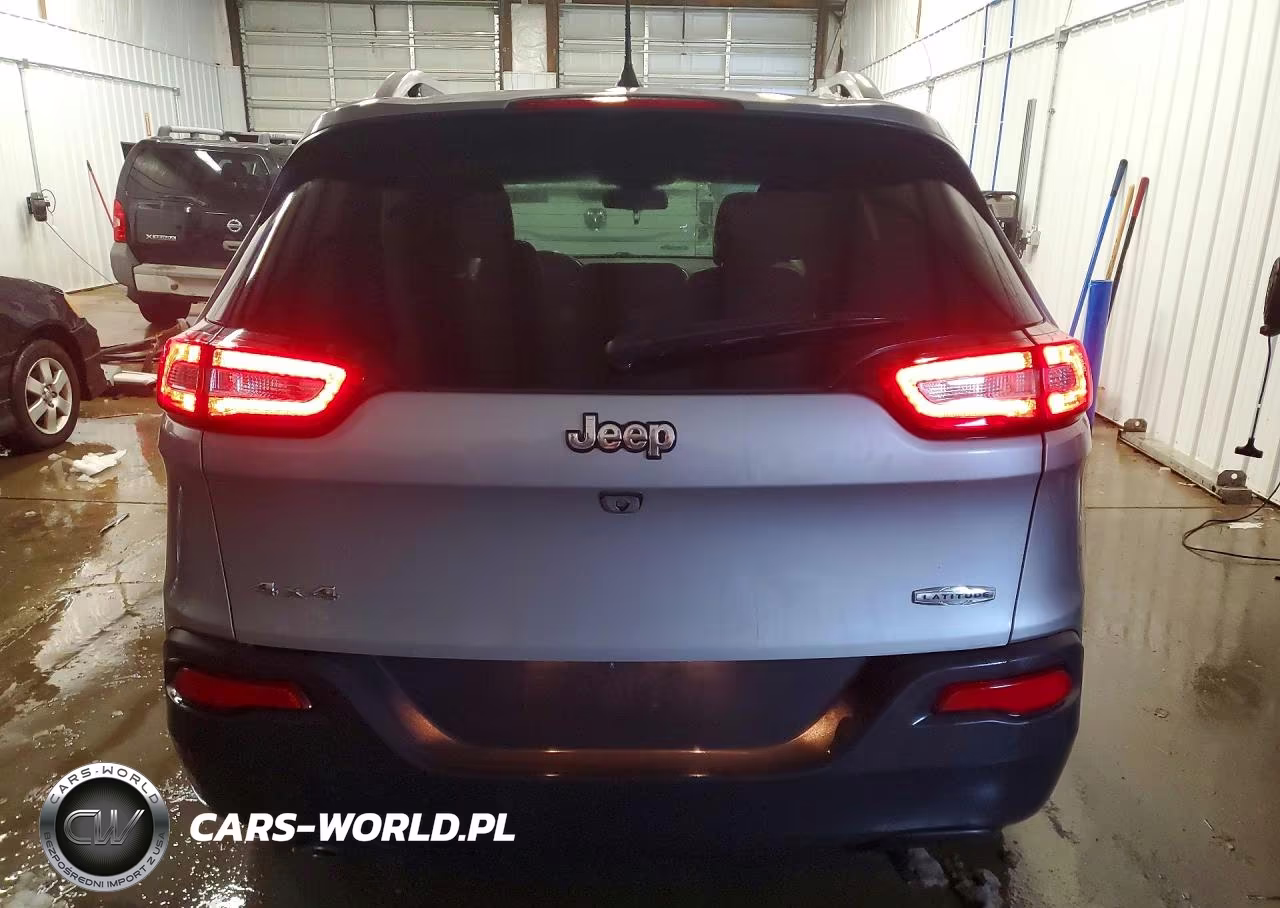 2018 Jeep Cherokee Latitude Plus VIN:1C4PJMLB3JD601509 - 6