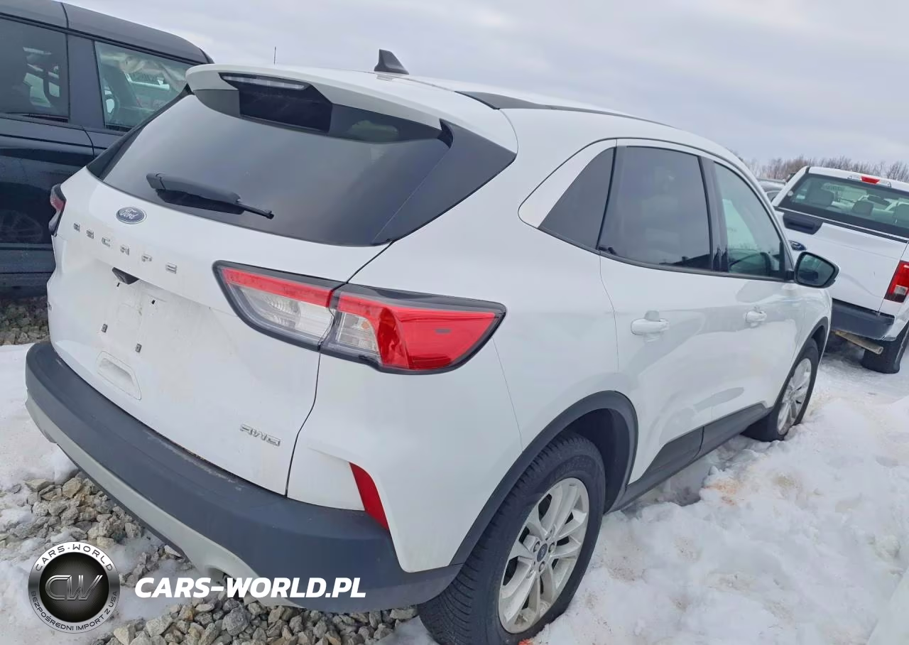 2021 Ford Escape Se VIN:1FMCU9G6XMUB25257 - 3