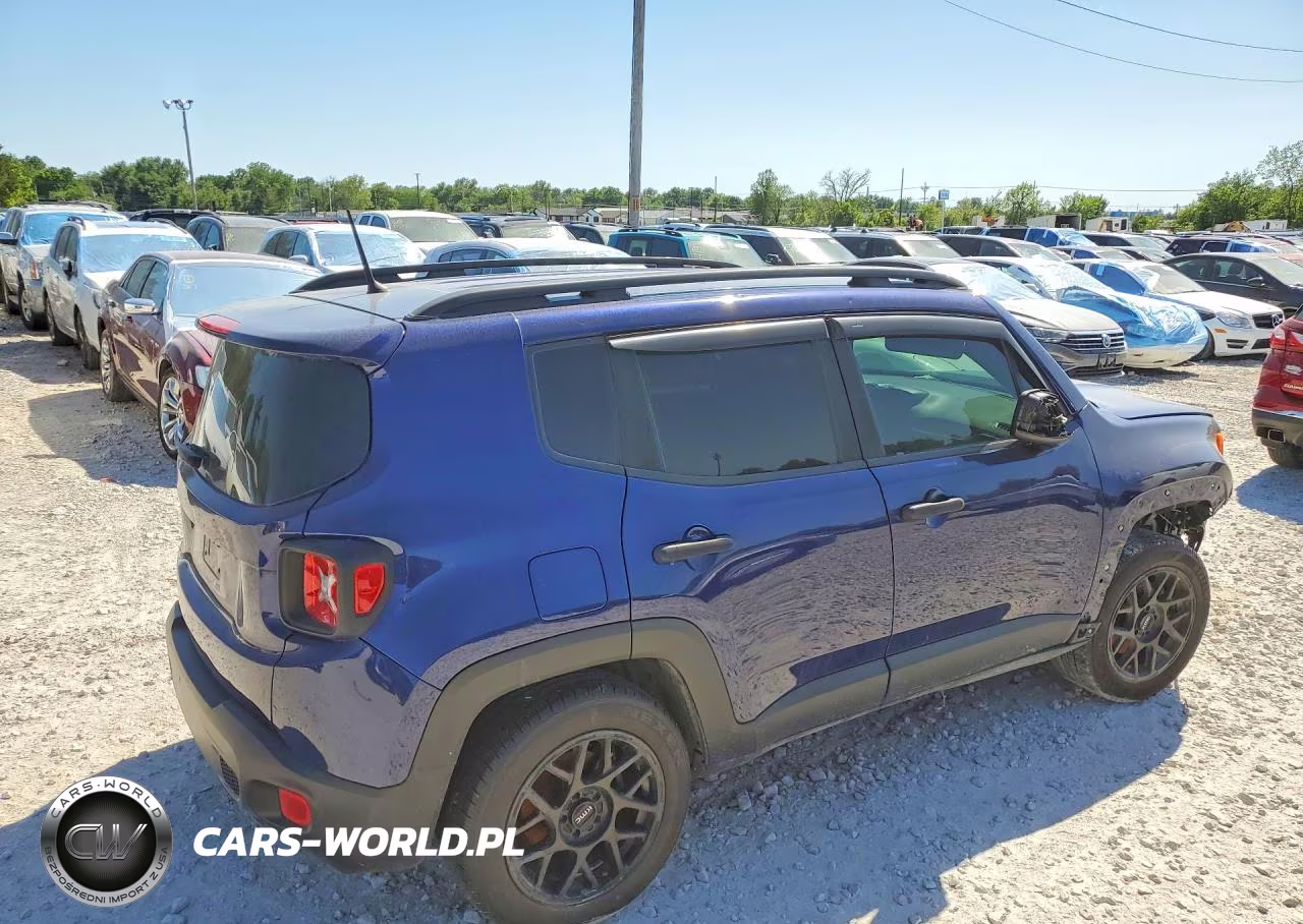 2018 Jeep Renegade Sport VIN:ZACCJBAB6JPH03362 - 3