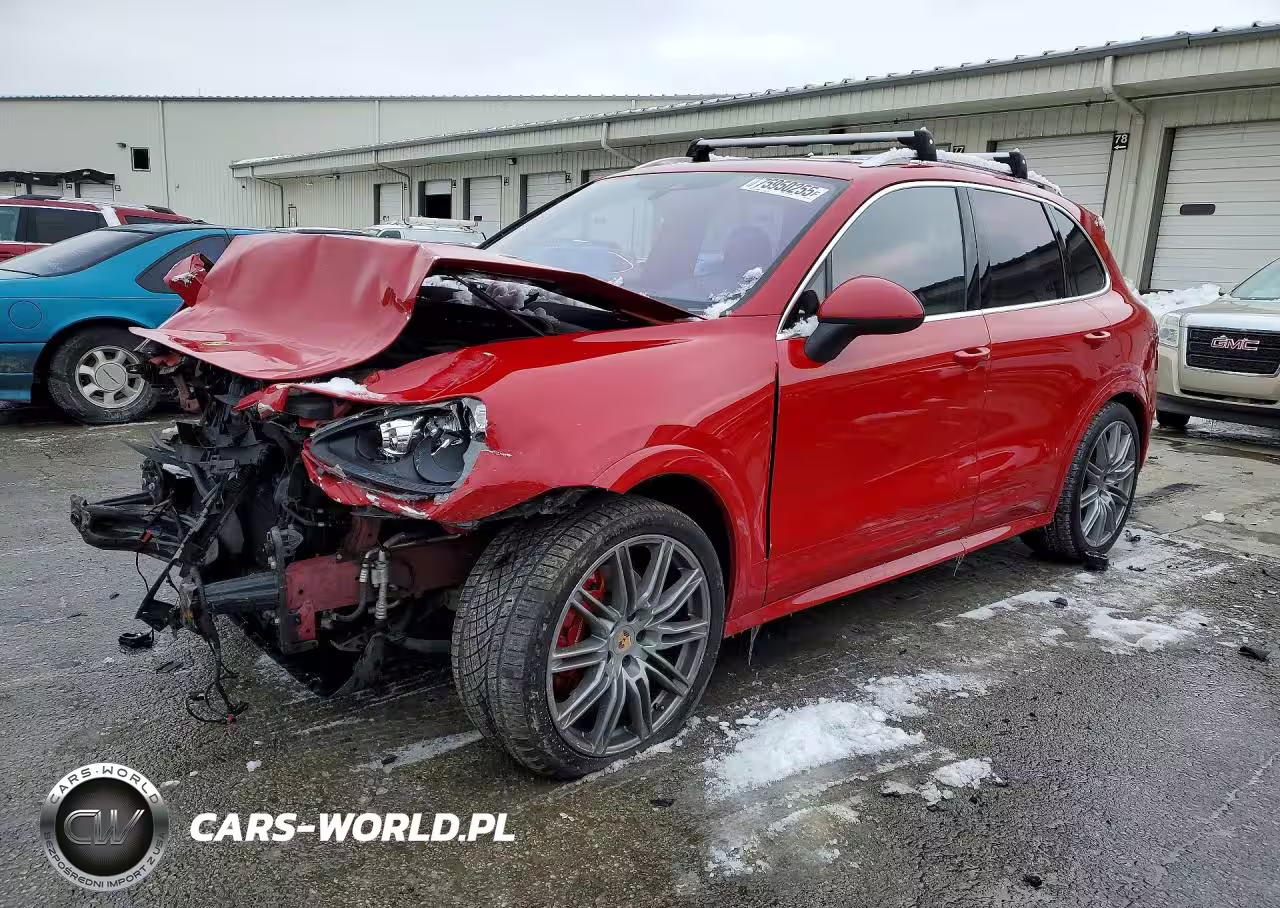 2014 Porsche Cayenne Gts