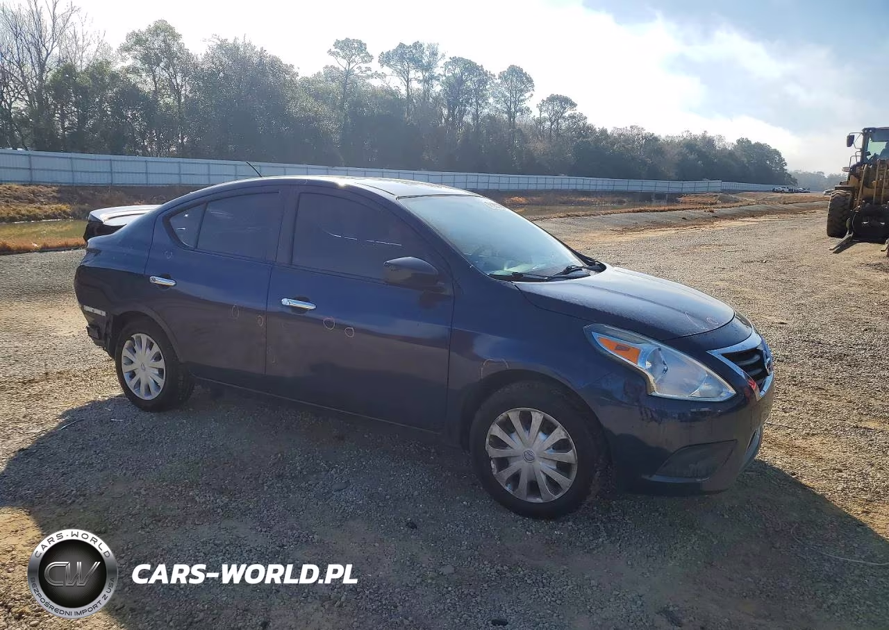 2018 Nissan Versa S VIN:3N1CN7AP0JL886248 - 4