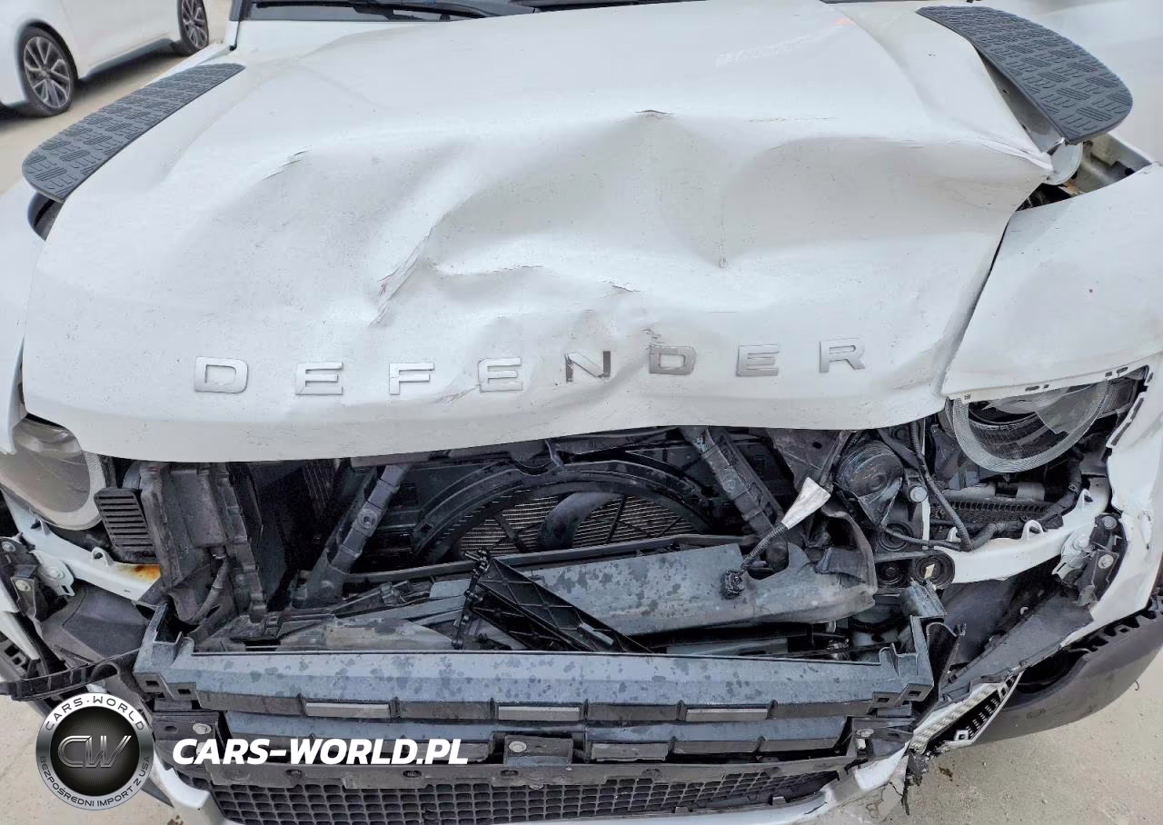 2024 Land Rover Defender 130 S VIN:SALEJFEU0R2275797 - 12