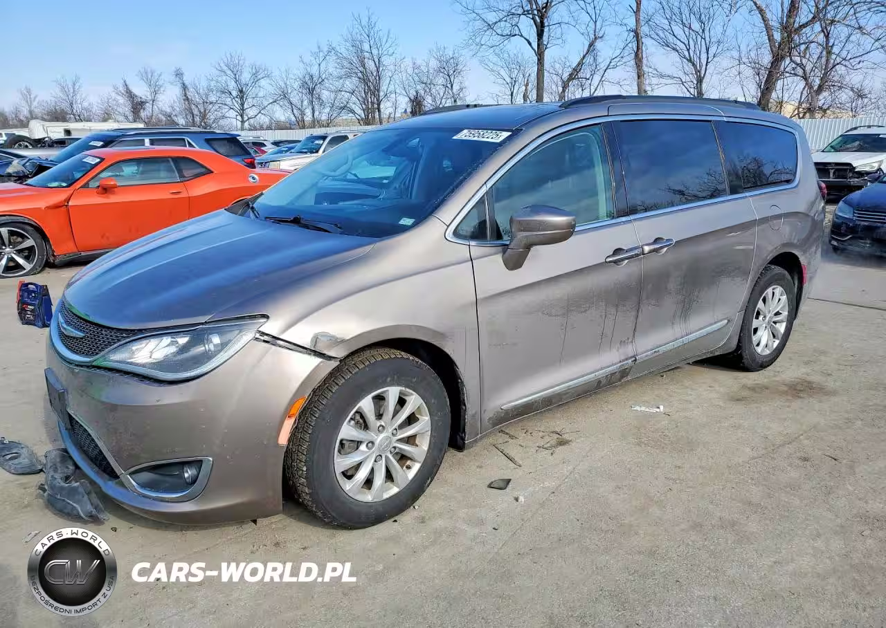 2017 Chrysler Pacifica Touring L