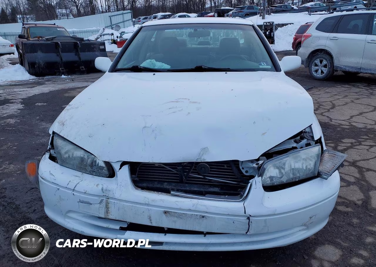 2000 Toyota Camry Ce VIN:4T1BG22K5YU979772 - 5