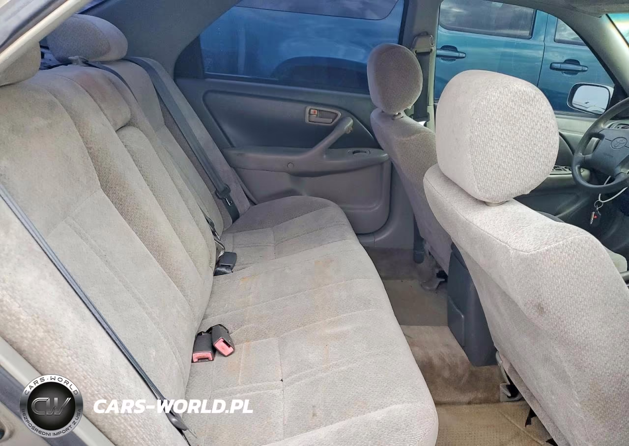 2000 Toyota Camry Le VIN:JT2BG28KXY0484916 - 10