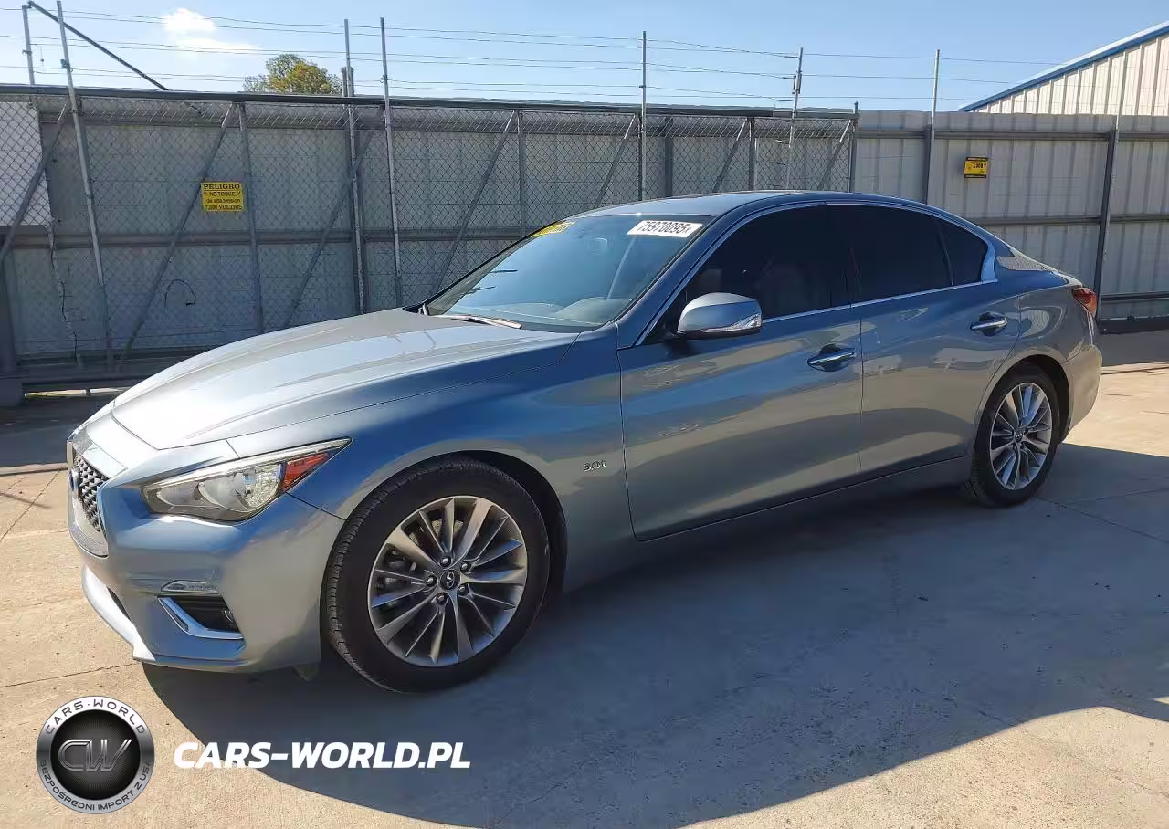 2018 Infiniti Q50 Luxe