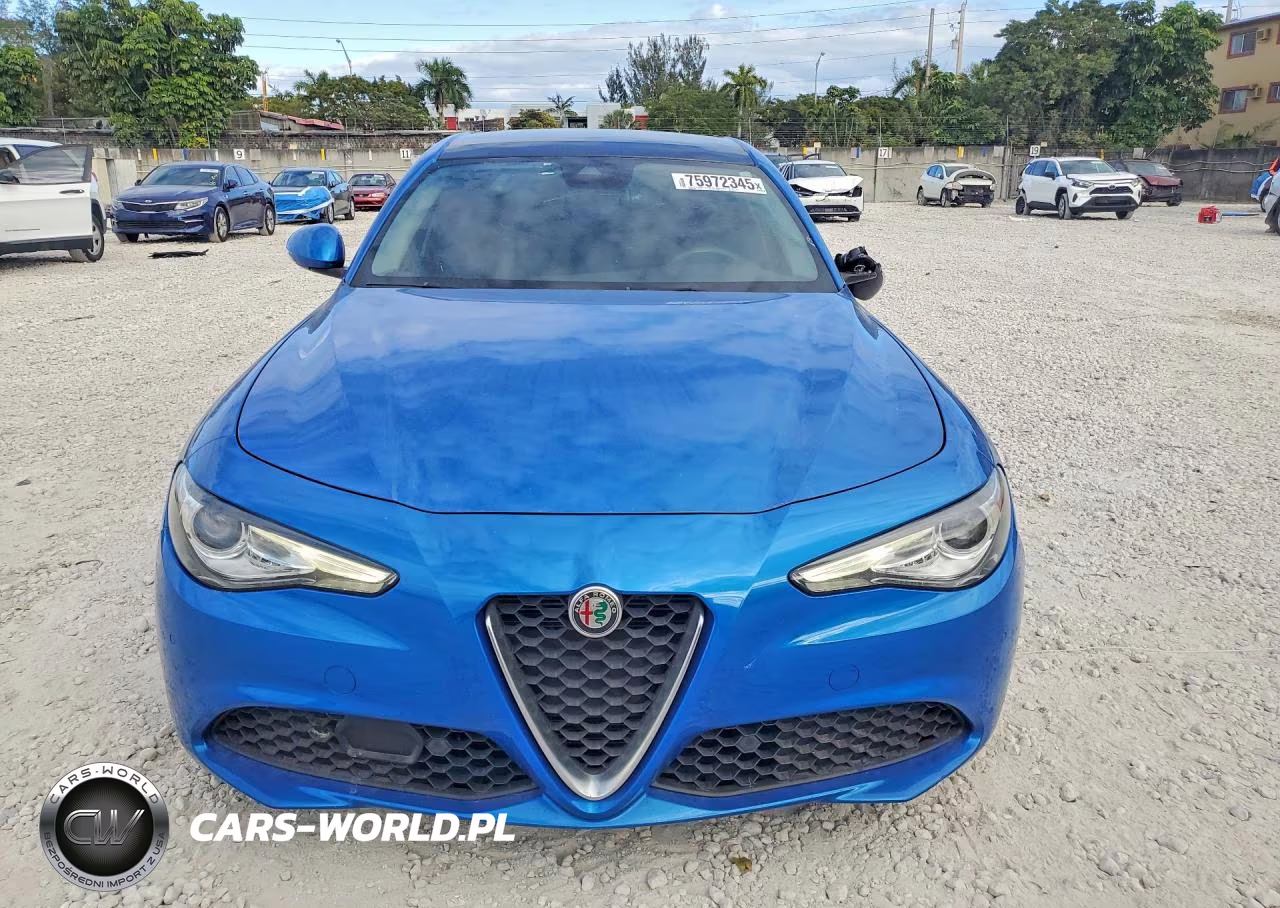 2021 Alfa Romeo Giulia Ti VIN:ZARFAMBN7M7649272 - 5