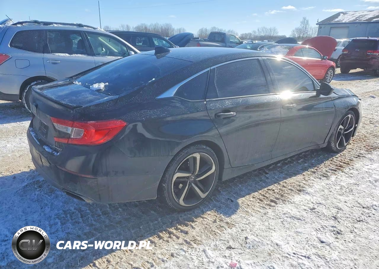 2018 Honda Accord Sport VIN:1HGCV1F30JA013091 - 3