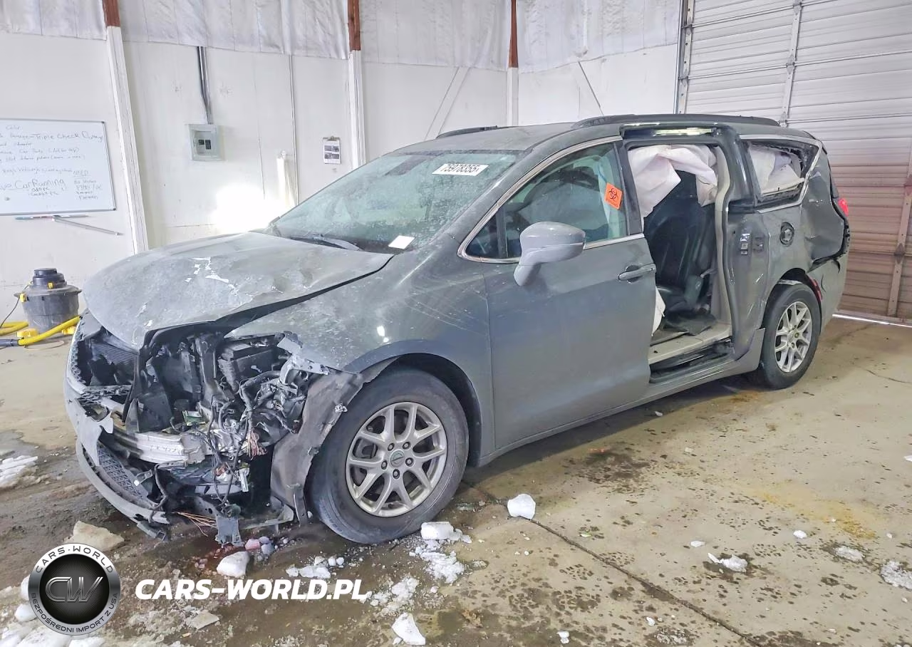 2022 Chrysler Pacifica Touring L
