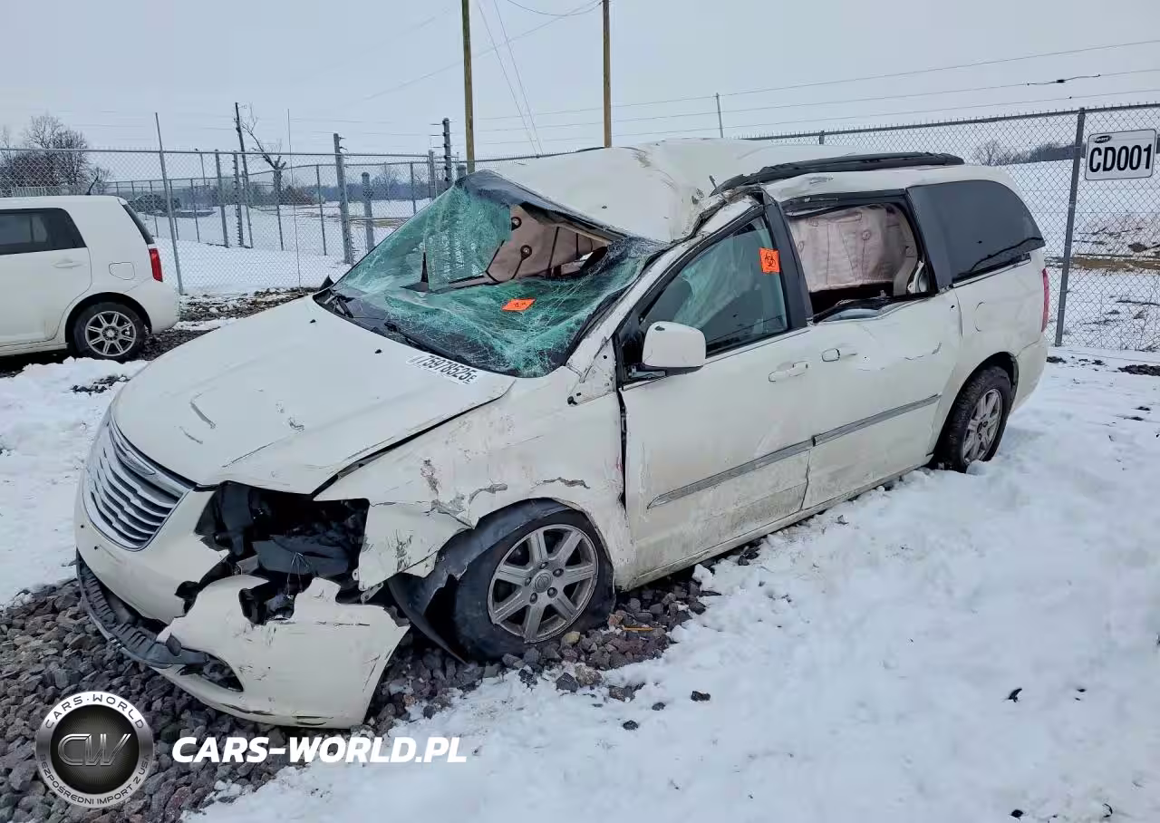 2011 Chrysler Town & Country Touring