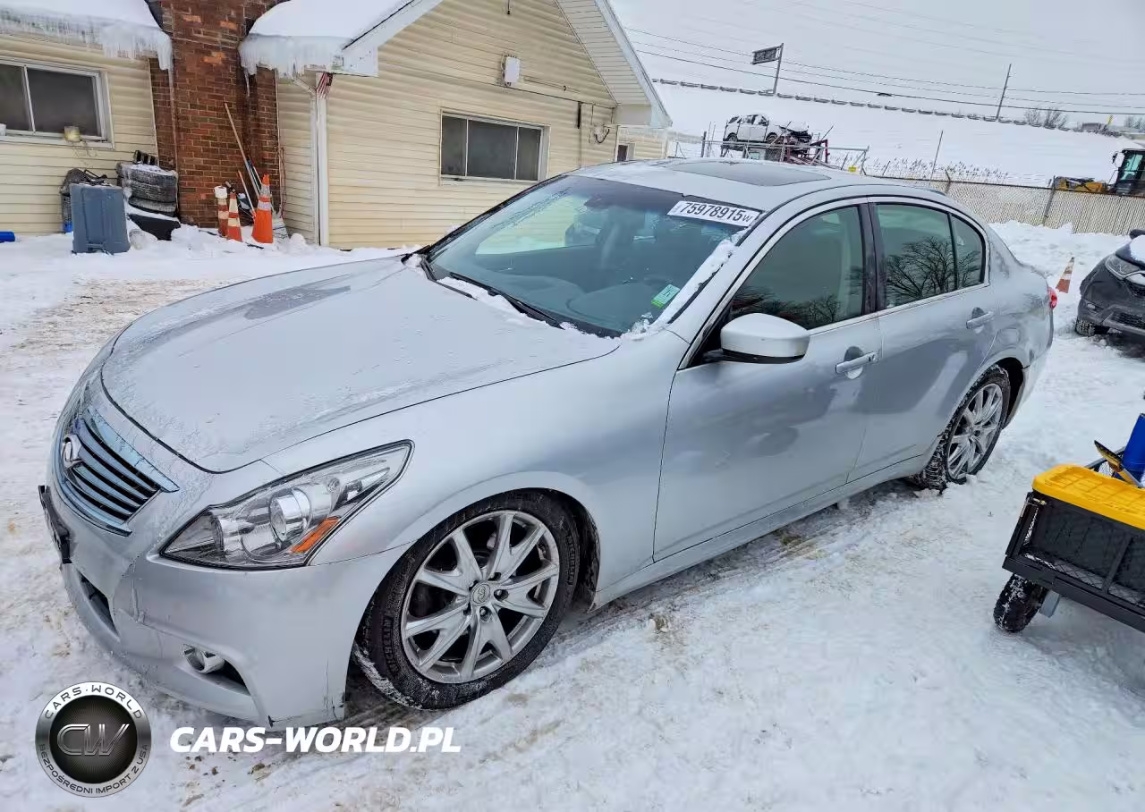 2013 Infiniti G37