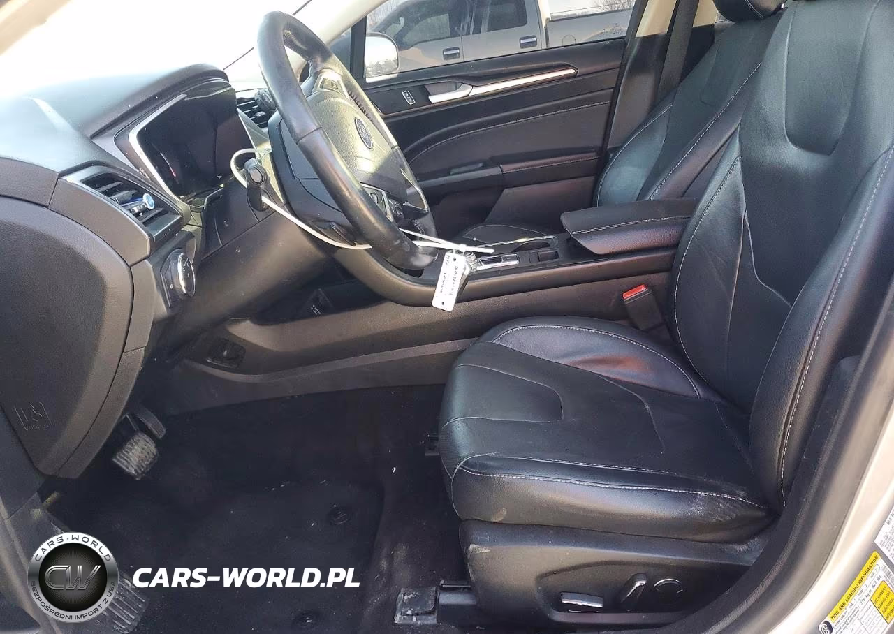 2020 Ford Fusion Titanium VIN:3FA6P0D92LR133237 - 7