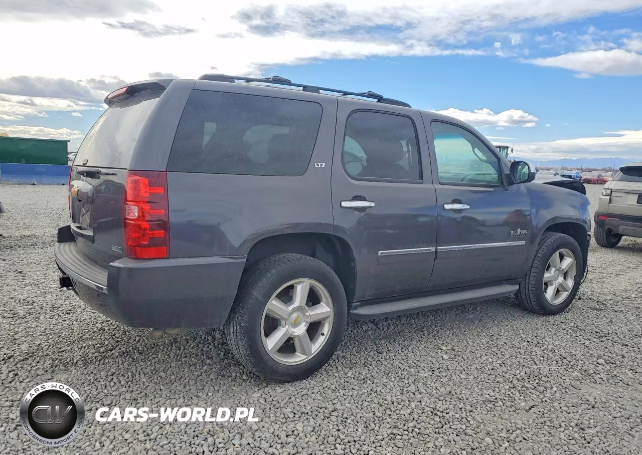2010 Chevrolet Tahoe K1500 Ltz VIN:1GNUKCE05AR164502 - 3