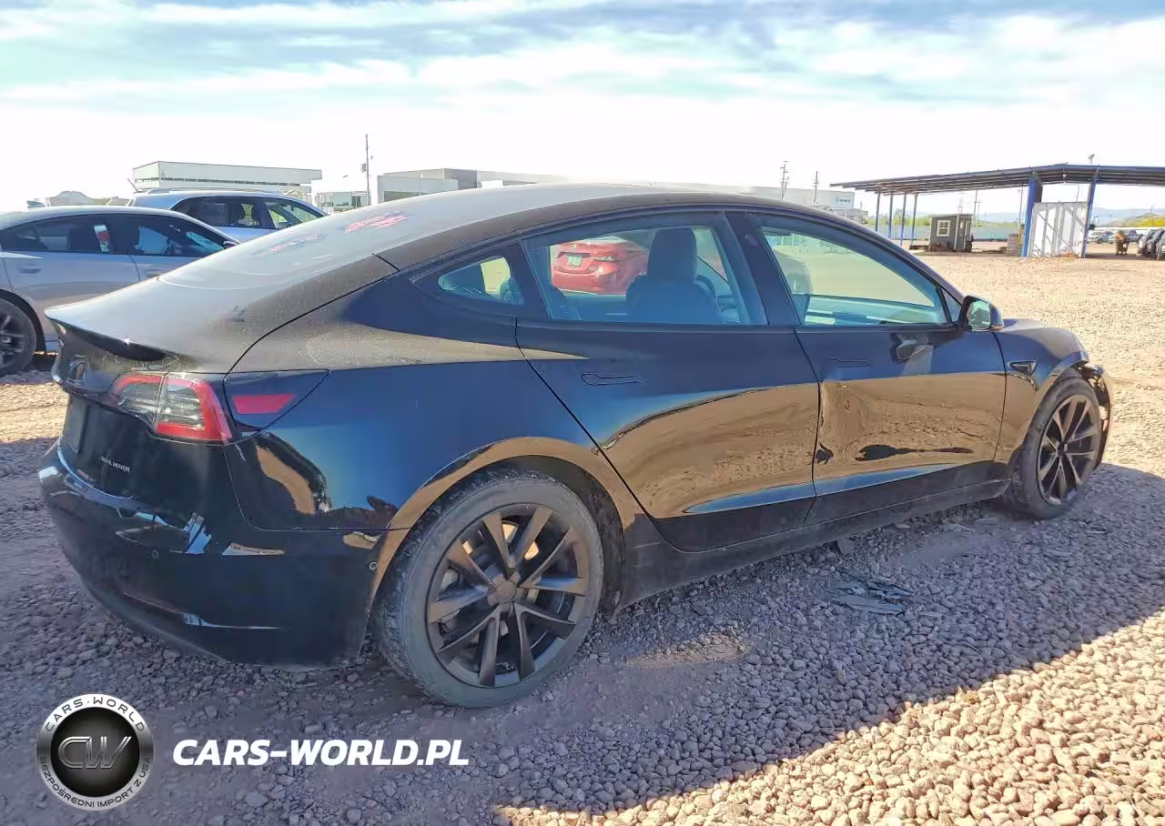 2021 Tesla Model 3 VIN:5YJ3E1EB7MF098532 - 3