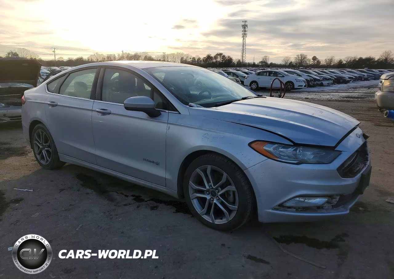 2017 Ford Fusion Se Hybrid VIN:3FA6P0LU8HR285441 - 4