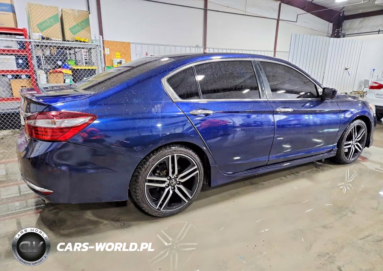 2017 Honda Accord Sport VIN:1HGCR2F53HA235937 - 3
