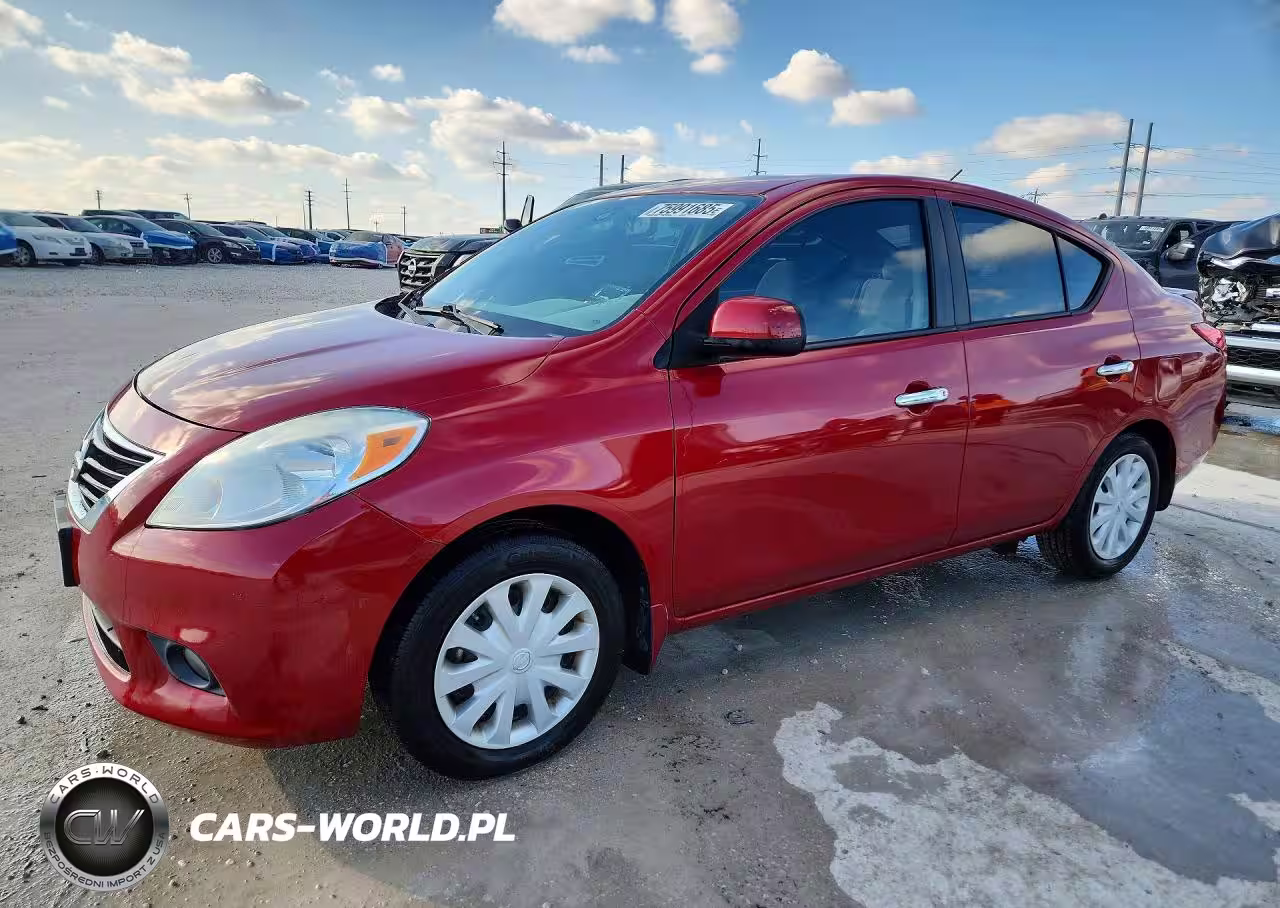 2013 Nissan Versa 1.6 S