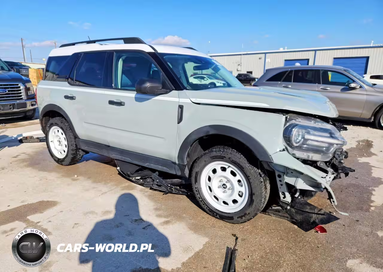 2023 Ford Bronco Sport Heritage VIN:3FMCR9G63PRE22898 - 4